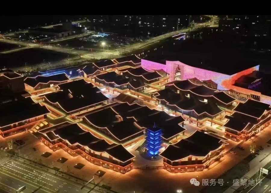 前湾盛世里文旅·奥特莱斯盛大启幕！盛黎地坪打造「五星级」停车体验
